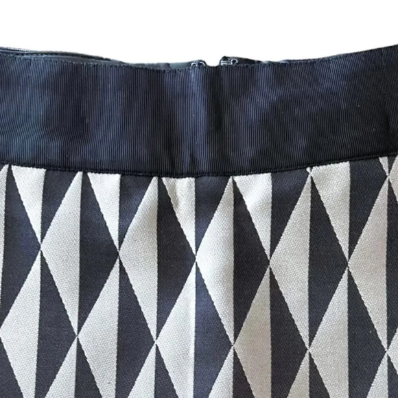 BANANA REPUBLIC | Gold/Black | A-LINE WOVEN DIAMOND SKIRT - Picture 5 of 8